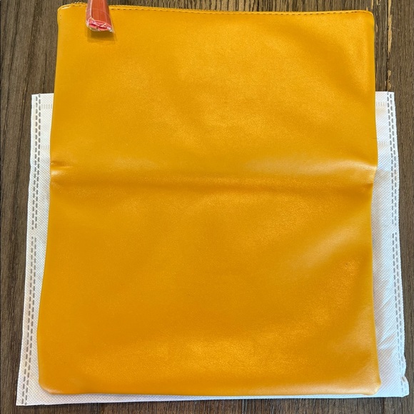 NEW Rachel Pally Fold Over Leather Clutch - Picture 7 of 9